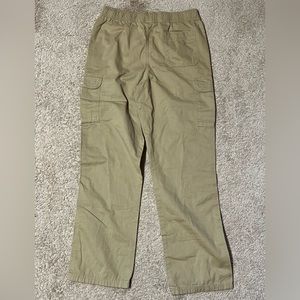 Youth Cargo Pants. Size Husky 18.